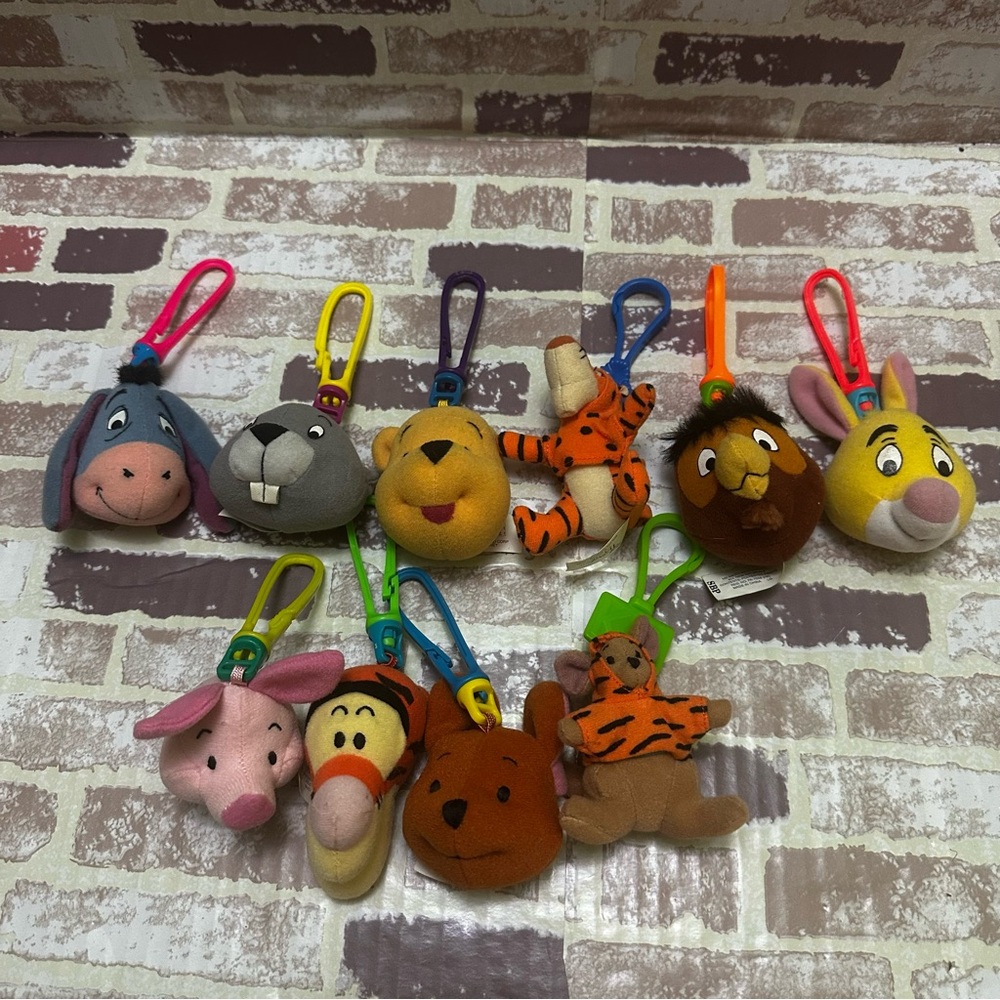 Disney Winnie the Pooh & Friends Stuffed Animal Keychains - Multicolor